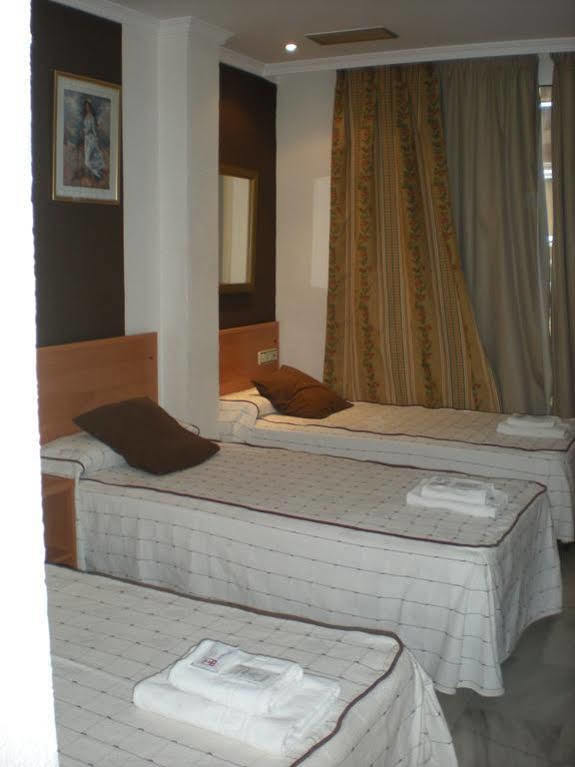 Hotel New Sanz Torremolinos Exterior photo